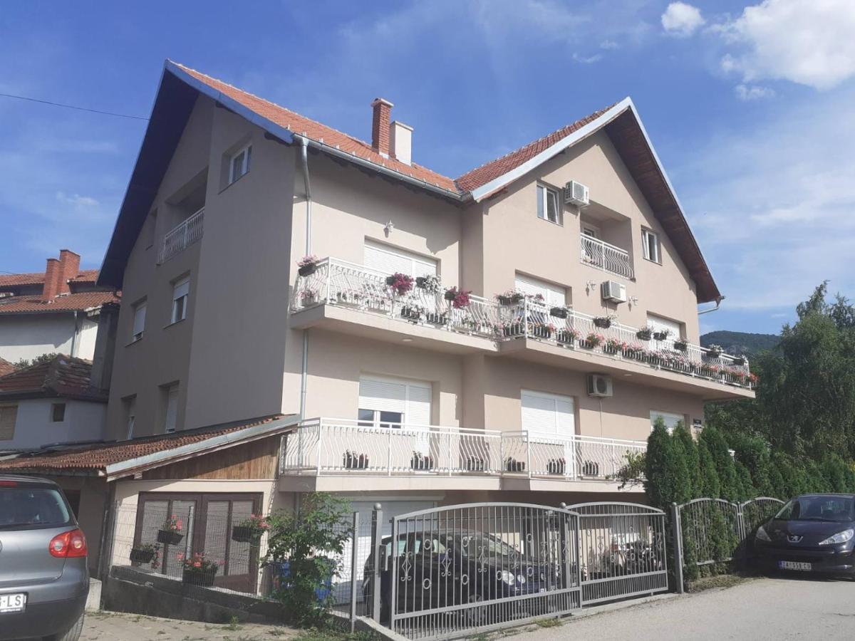 M Apartments 索科矿泉村 外观 照片