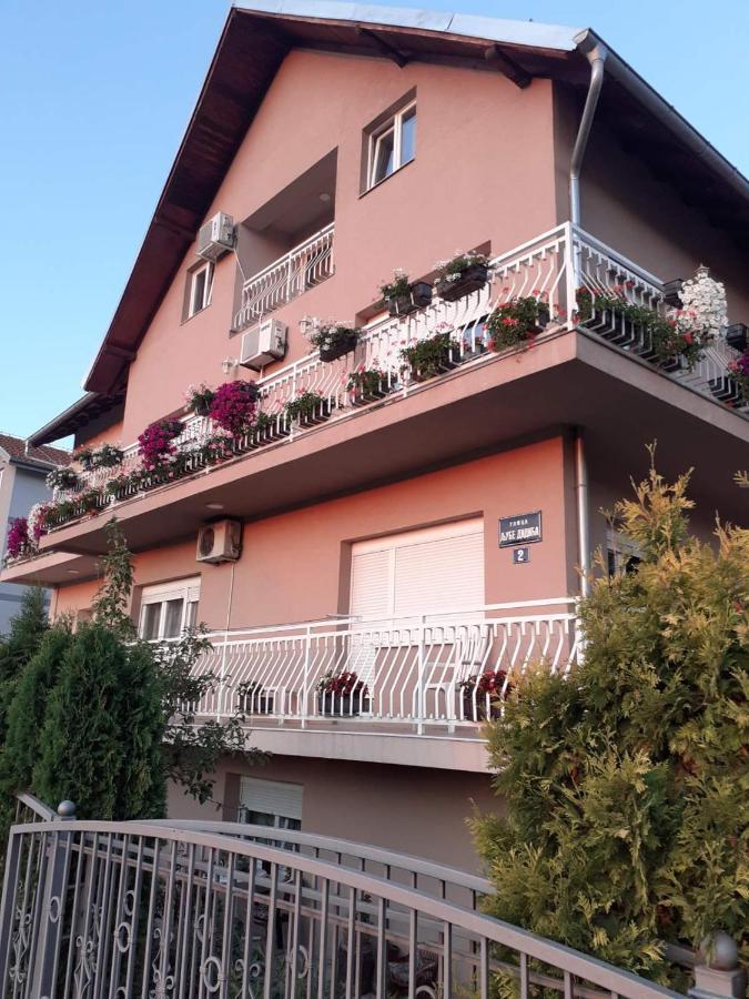 M Apartments 索科矿泉村 外观 照片